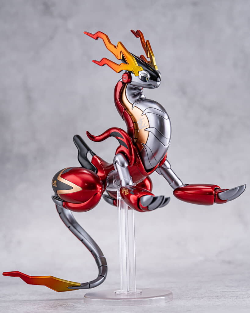 仮面ライダー龍騎「ドラグランザー」のイメージで塗装