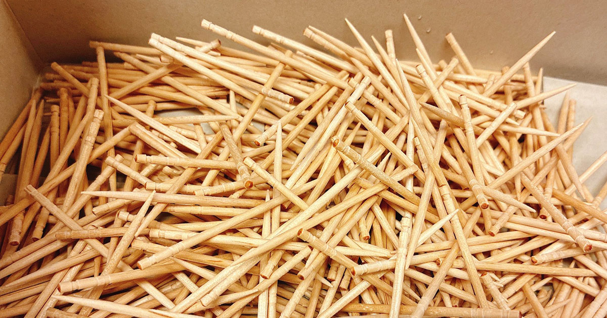 バラッバラな「つまようじ」→袋を用意するだけで……「こりゃすげー」　企業が教える“裏技”に「目からウロコが落ちまくり！」（1/2） | ライフハック ねとらぼ