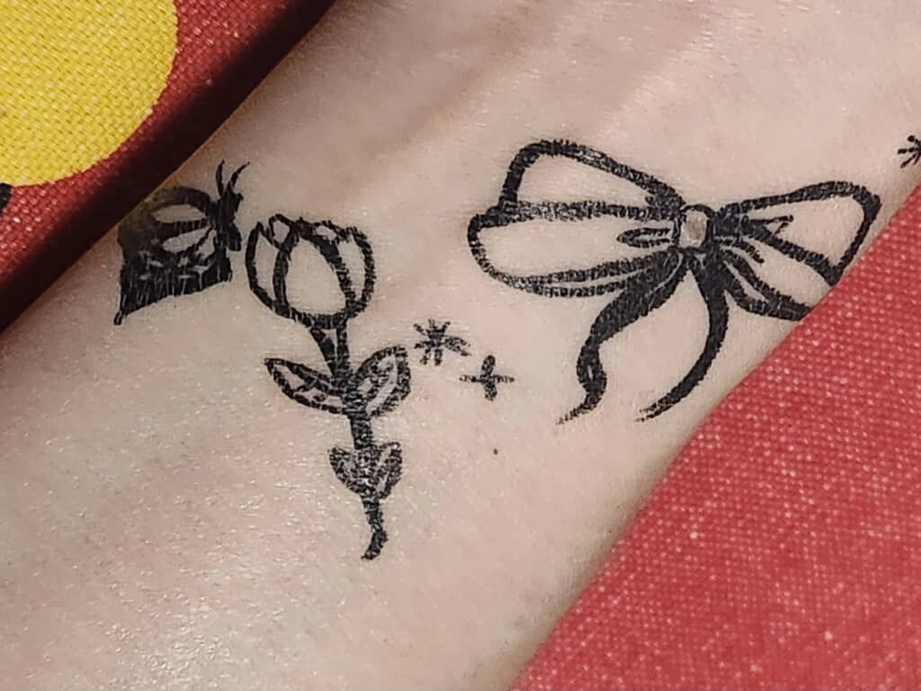 リボンとチューリップも良い雰囲気
