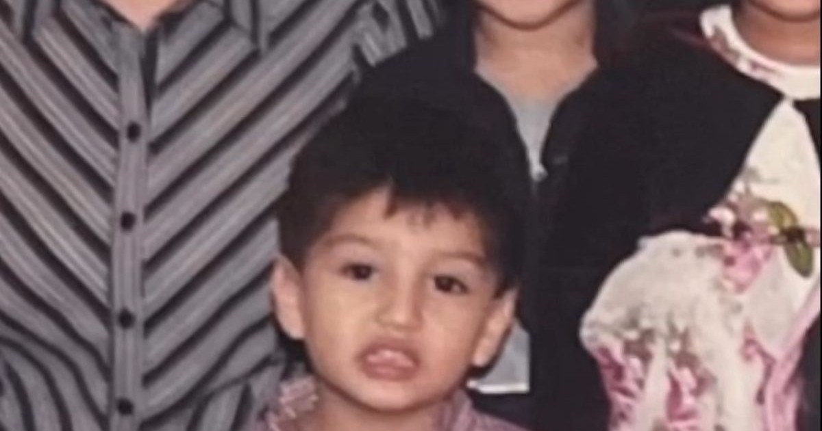 幼稚園で“隣どうし”だった男女→18年後……「開いた口がふさがらない」　“現在の姿”に「本当！？」「なんて幸運」【海外】（1/2） | ライフスタイル ねとらぼ