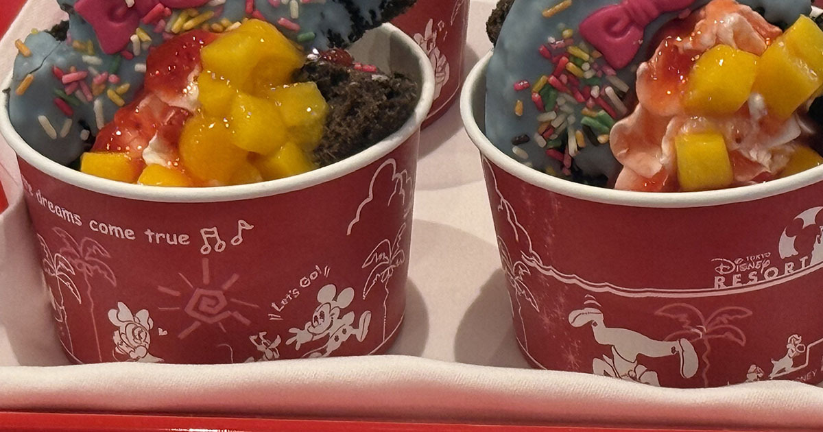 ディズニーのレストラン→おすすめをよく見たら……「以前お会いした事ありますよね？」　“まさかの再会”に「めちゃくちゃ見覚えある」（1/2） | ディズニー ねとらぼ