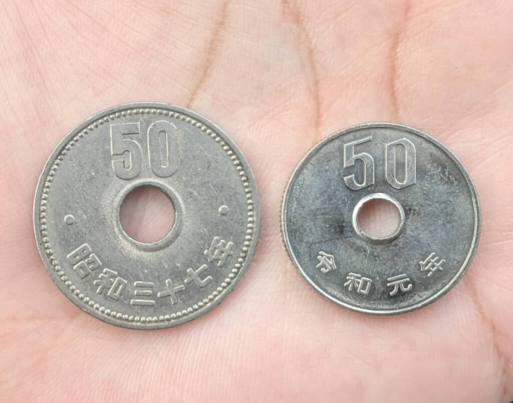 比較すると結構サイズが違うことが分かる