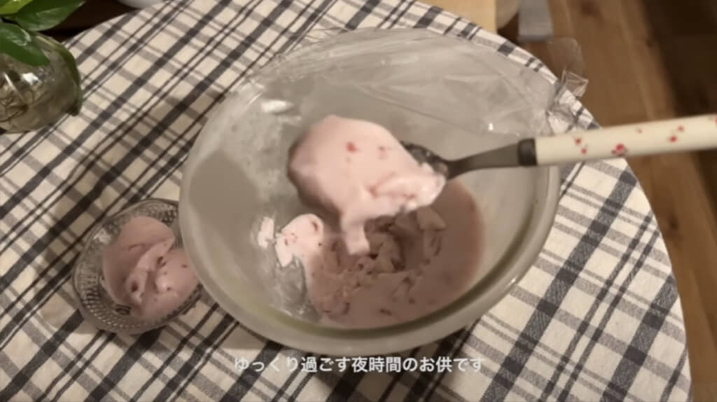 食後にはデザートも