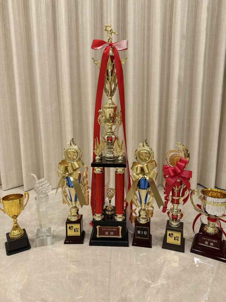 めいちゃんさんのトロフィーコレクション（画像提供：めいちゃん（最強）さん／@meynico）