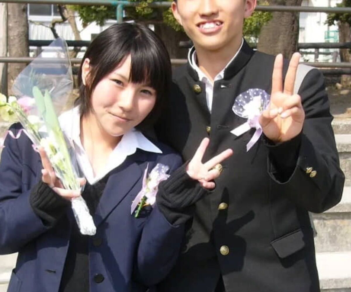 「こんな恋したかった」中学の同級生2人→12年後……　同じ場所で撮影した“現在の姿”に「涙出る」「羨ましいが過ぎるぞ」 | ライフスタイル ねとらぼ