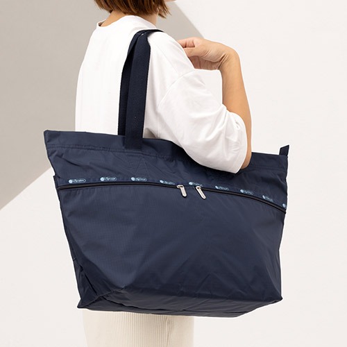 LESPORTSAC Broadway ネイビー バッグ LESPORTSAC Broadway ネイビー バッグ