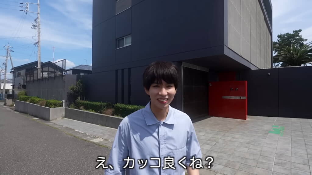 カッコよさに思わず笑顔