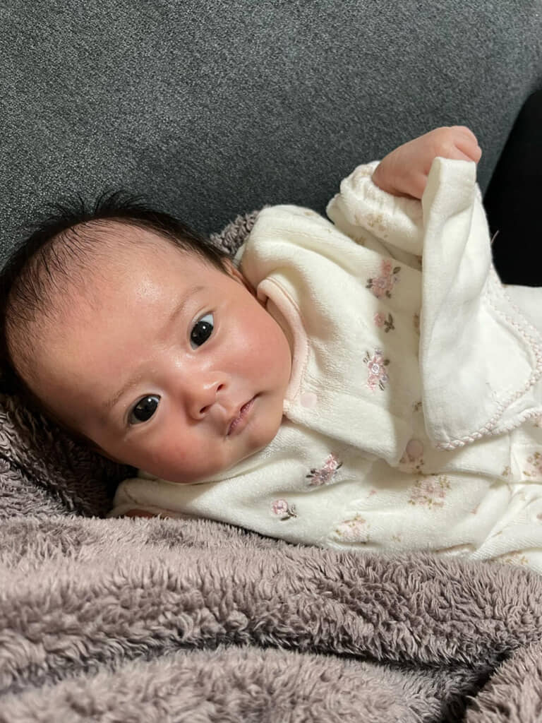 お目目ぱっちり