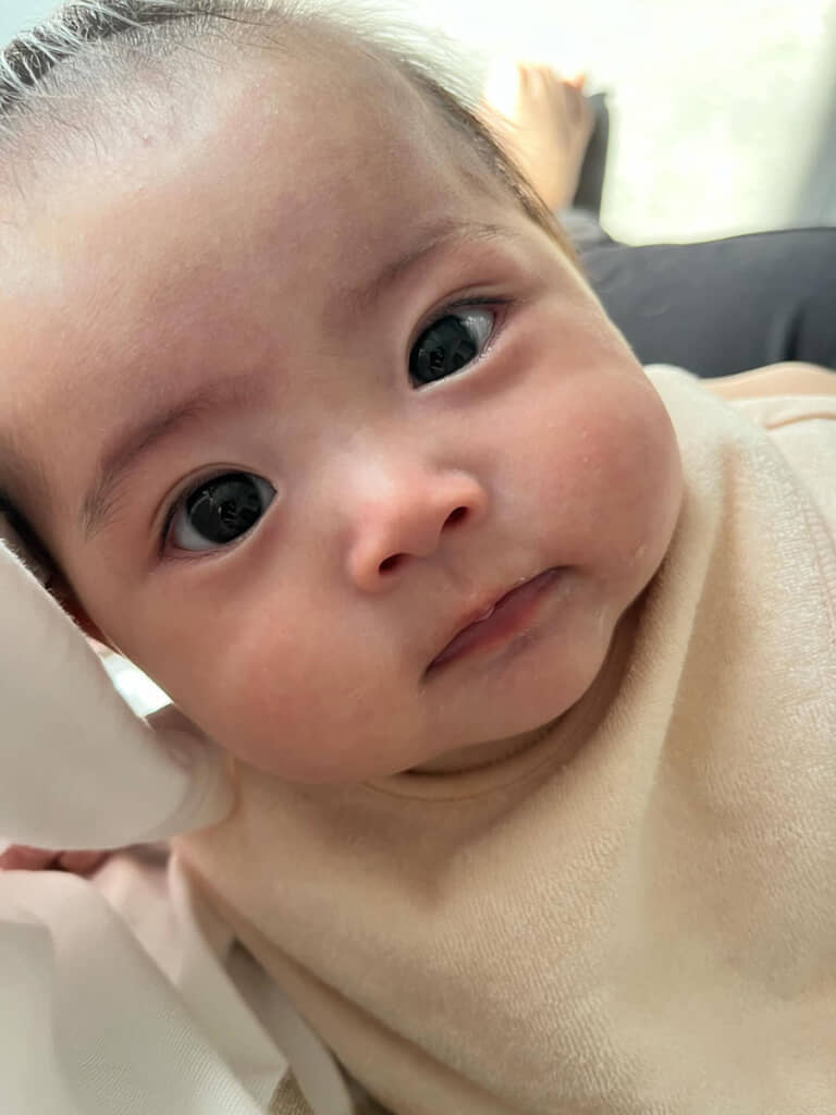 生後3カ月の赤ちゃん