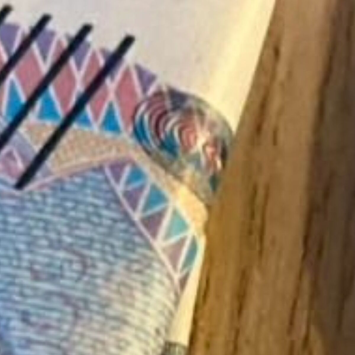 ママ友にお金を渡すため→1000円札を折ったら……　まさかの見た目に「吹き出した」「絶対使えないww」（1/3） | おかね ねとらぼ