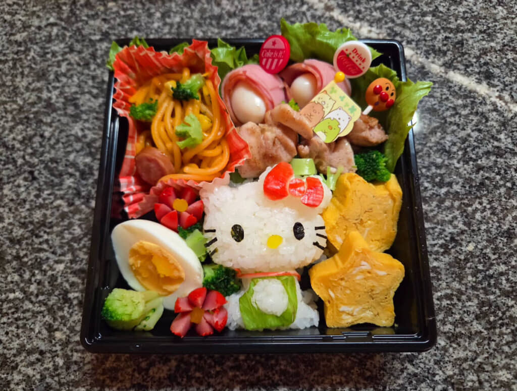 キティちゃんのキャラ弁