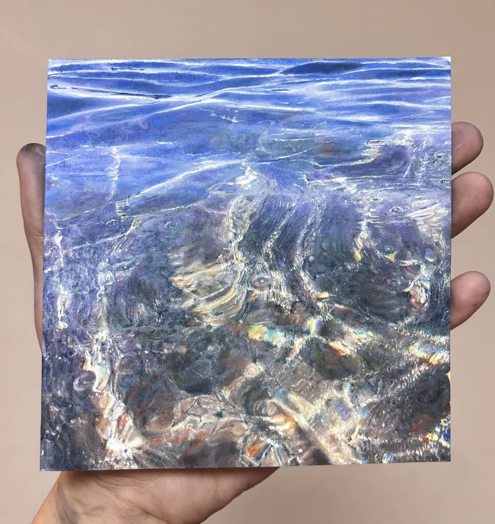 写真の海を忠実に再現した絵
