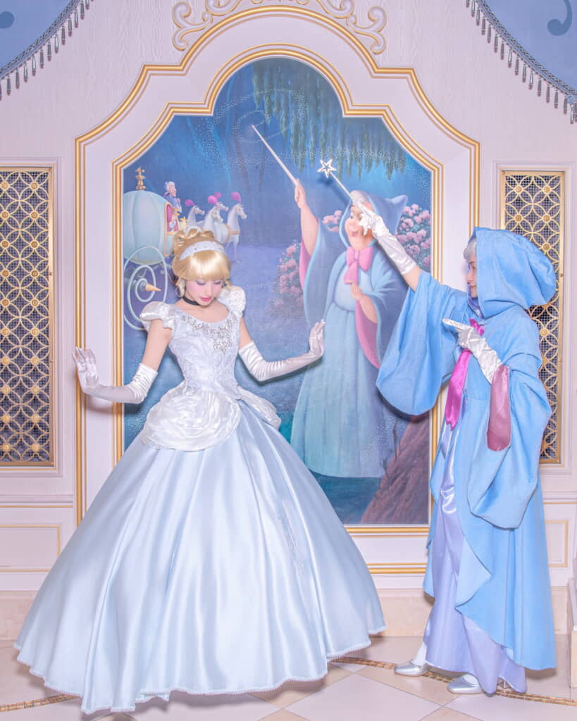 親子でシンデレラとフェアリー・ゴッドマザーに