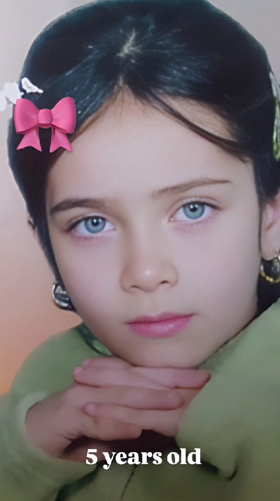 青い瞳の5歳の少女→22年後……　圧倒的すぎる変化が270万再生「最高にかわいい」「目がすごくきれい」【海外】