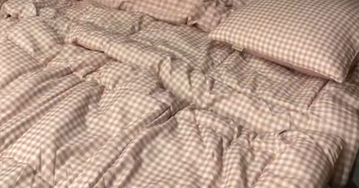 友人と旅行→寝室に着いたら……「笑いが止まらん」　“想定外のミラクル”にネット爆笑「忍者かよ」（1/2） | ライフスタイル ねとらぼ