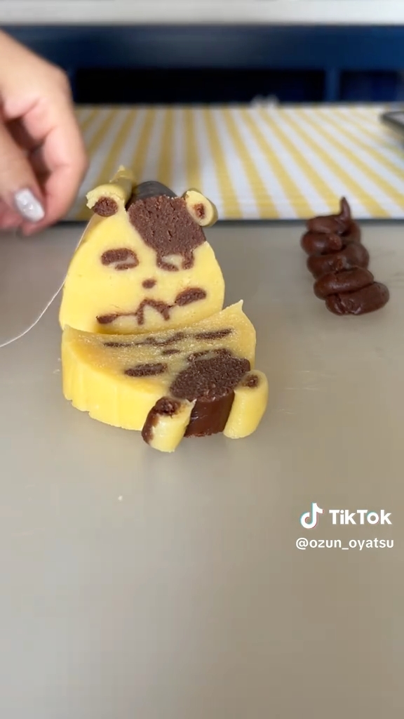 糸で再度カットしたら、ハム太郎感のある断面がお目見え