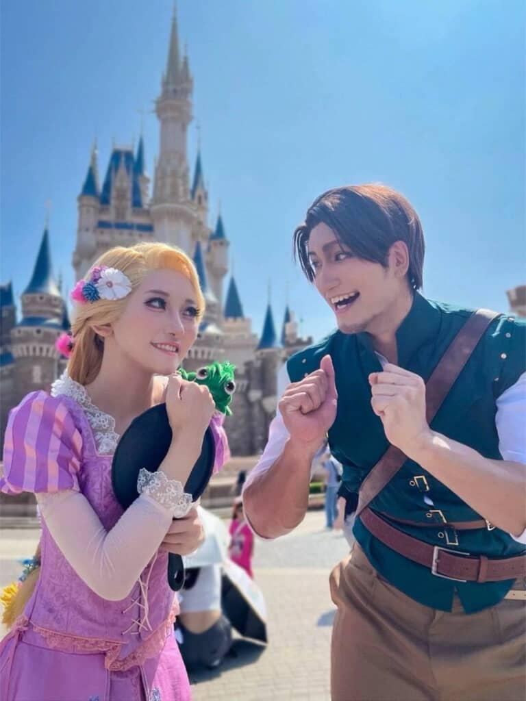 『塔の上のラプンツェル』のキャラクターに変身