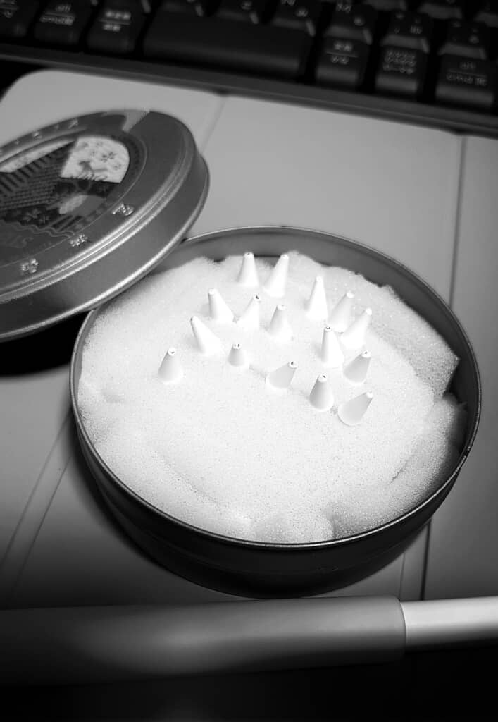 墓地の墓標のように増えていった現状