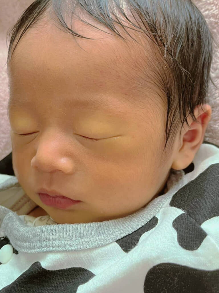 真っ直ぐなさらさらヘア