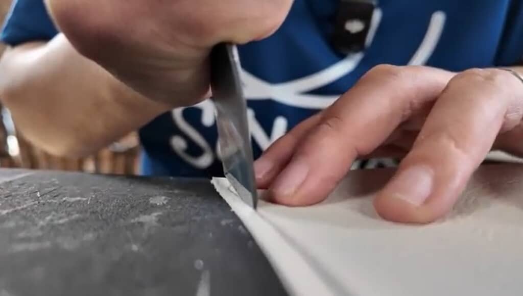 イタリアンレザーを加工します