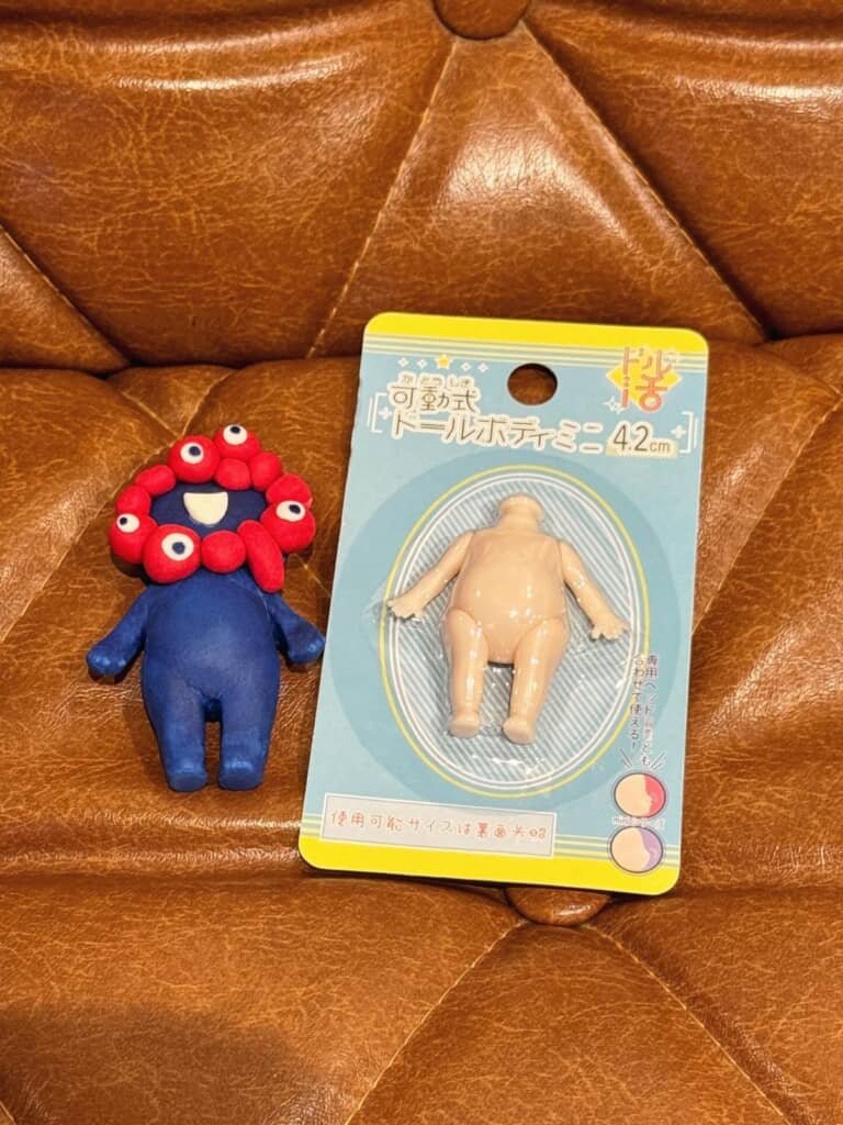 キュートなミャクミャクフィギュア！