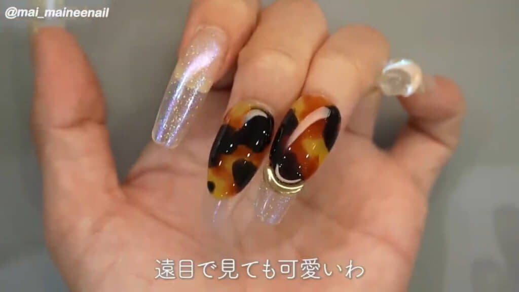 1つだけゴールドの立体アートがあるのもすてきです