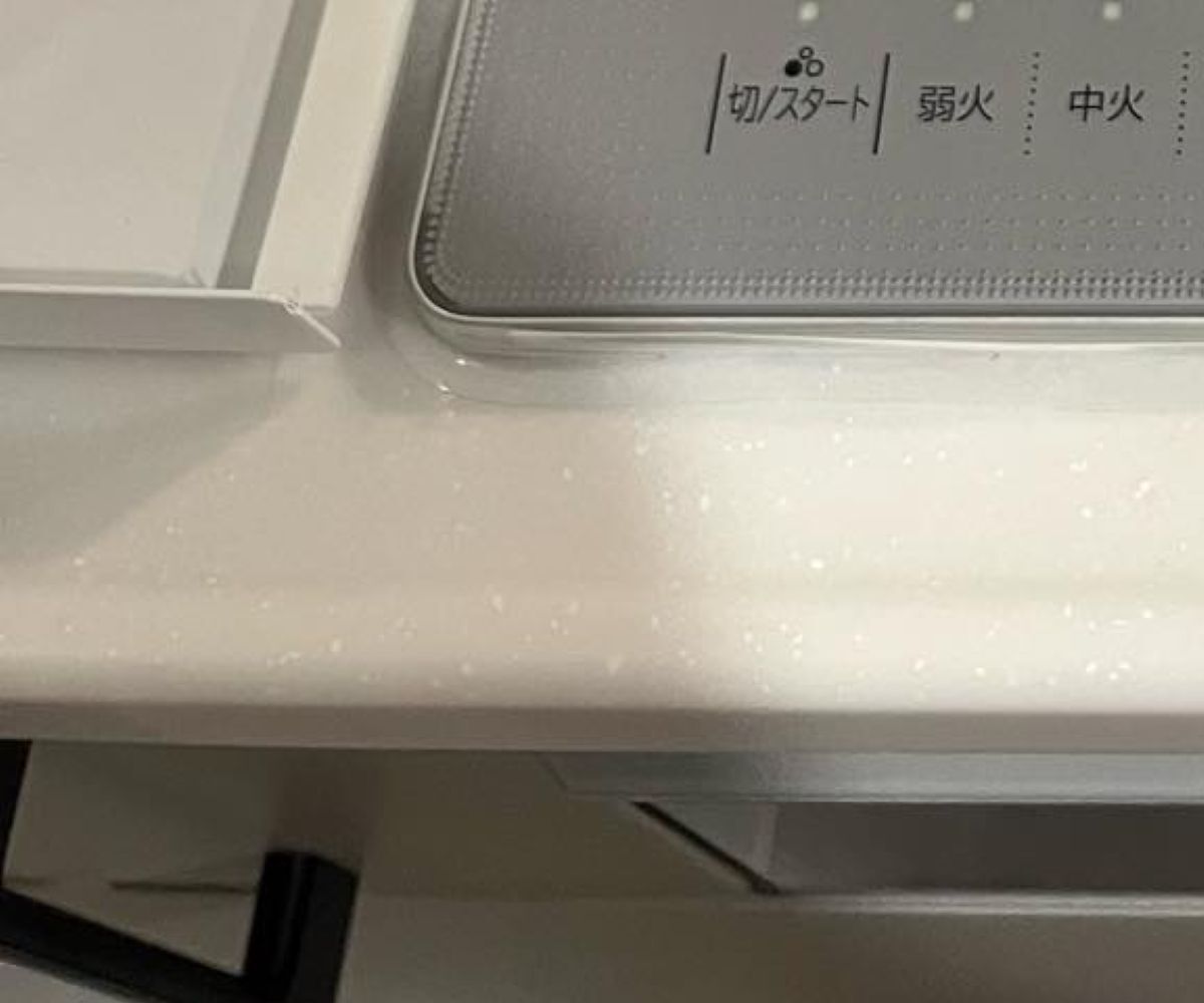 新居のキッチンに立った夫→ほんの数秒で……　妻絶句“まさかの光景”に「ひいぃぃ！」「保険効きますように」 | ライフスタイル ねとらぼ