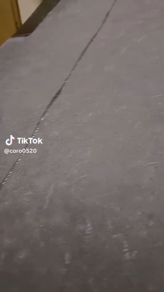 なんかまっすぐに……