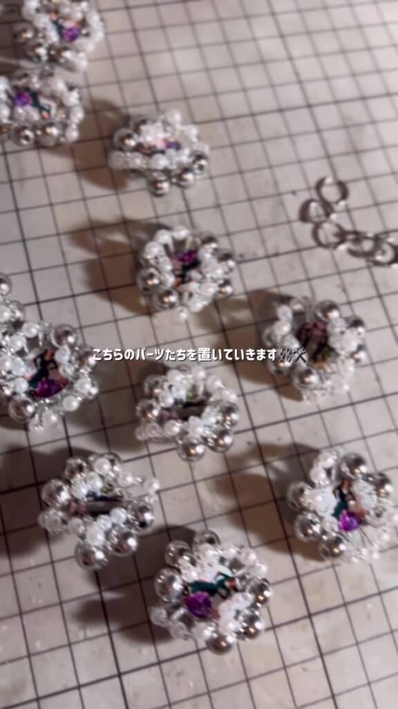 丸カンドレス・ウエストにつけるビッグモチーフ