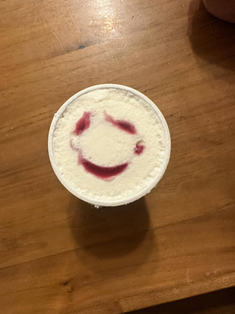 ソースはどんより顔