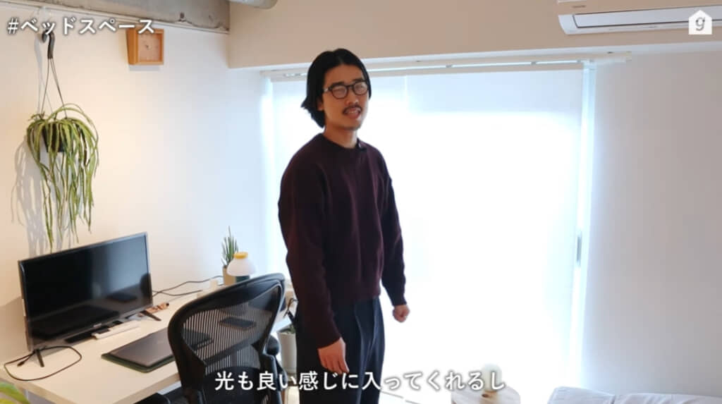 光がいい感じに入り目覚めもいいというハニカムシェイド