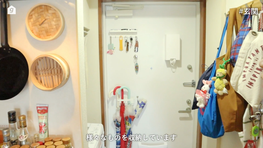 玄関の収納術も披露