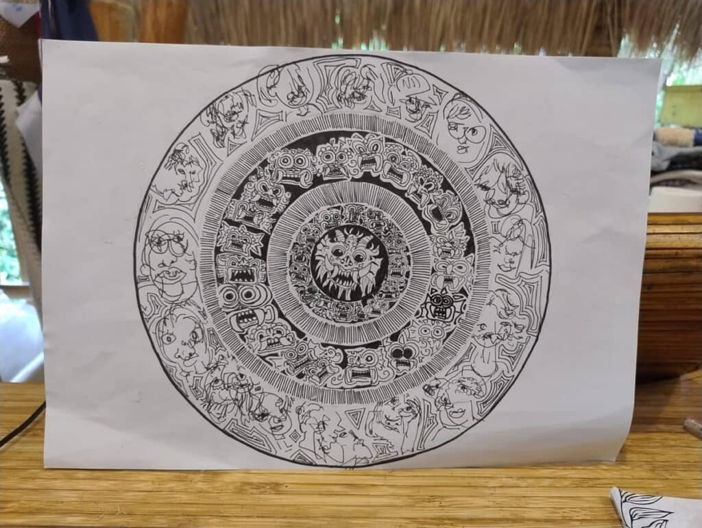 南国みやげの仮面みたいな鬼神がびっしり