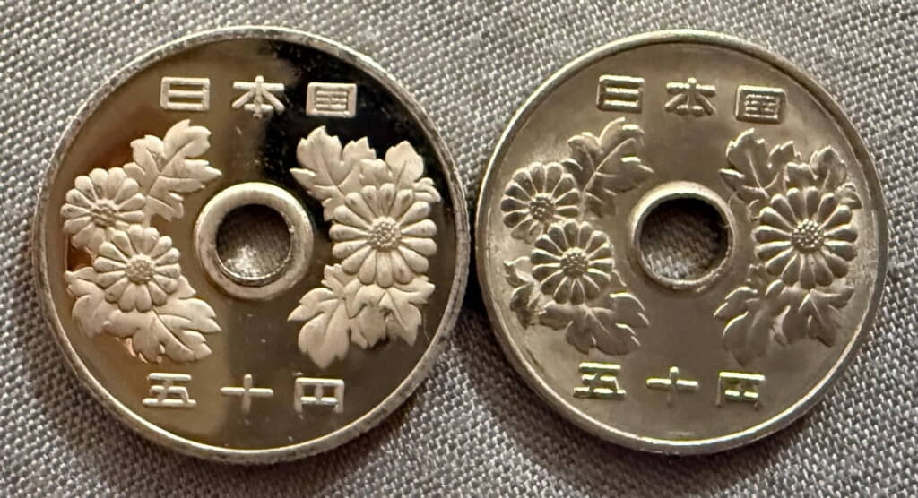 表の加工も明らかに違います