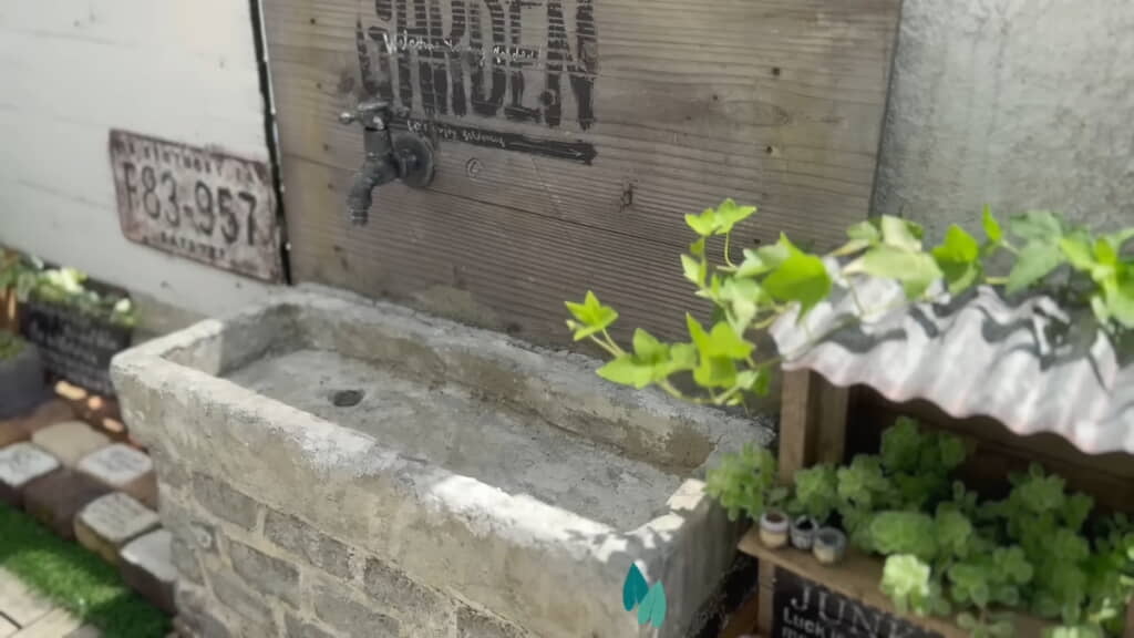 狙いどおりの“さびれた”感じを表現