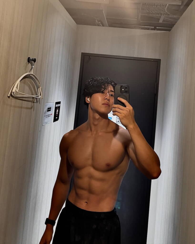 めっちゃ鍛えられてる……！
