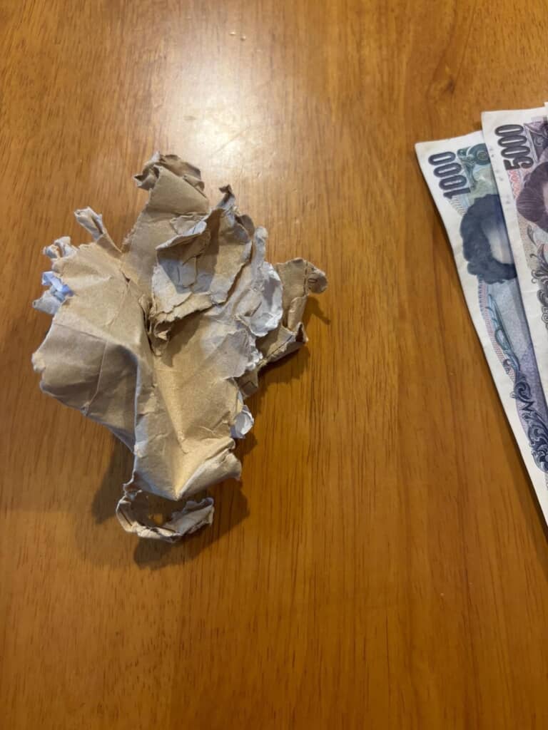 ボロボロになった封筒