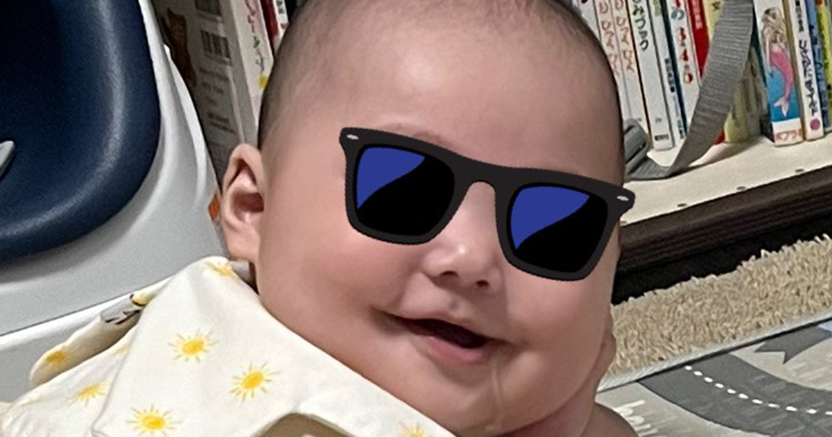 よだれを垂らす赤ちゃん、こちらを見つめて……「人生何回目?!」　ママ爆笑の“奇跡の1枚”が500万表示　「あかん笑ってまう」「ジワるww」（1/2） | 育児 ねとらぼ