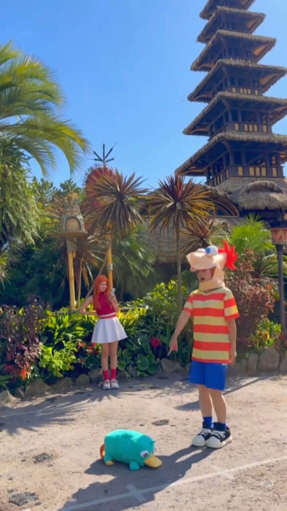 フィニアスの姉キャンディスも登場！