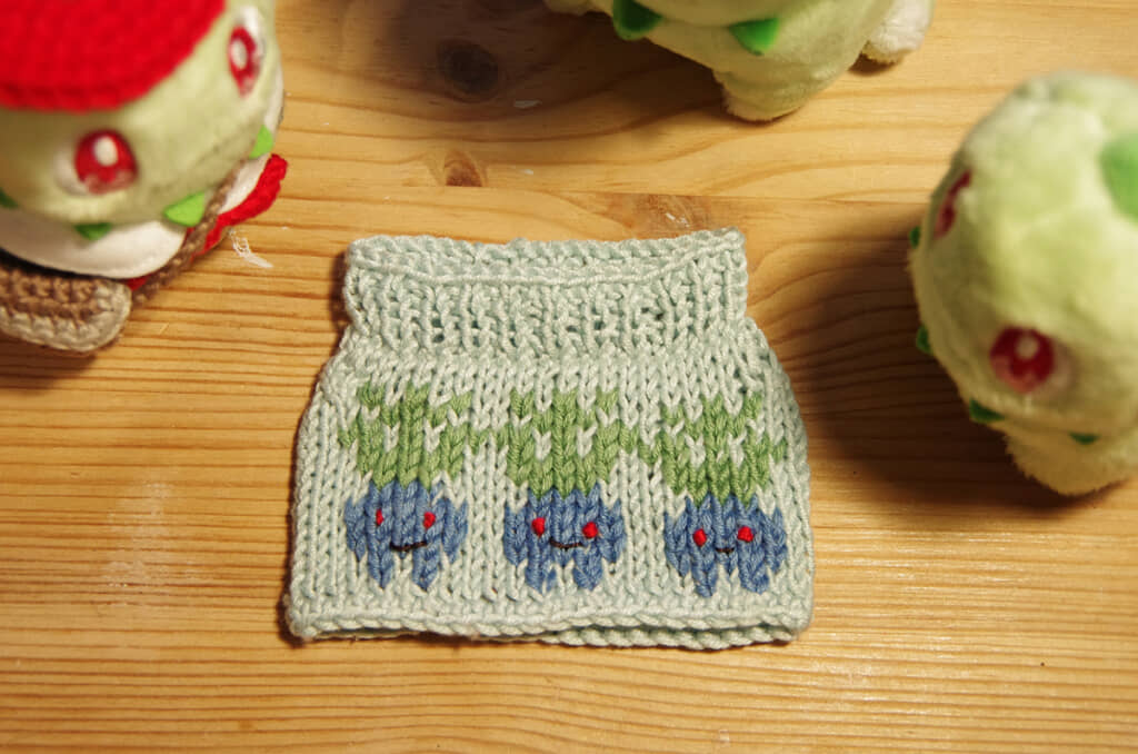 手編みのニットをポケモンのぬいに着せてみると……　尊すぎる姿に悶絶【かぎ針編み】