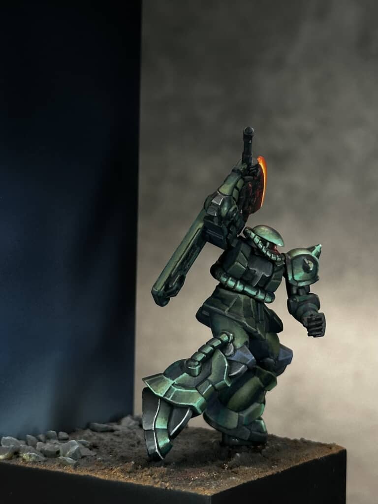 グラデーションやハイライトをきれいに加えたザクII