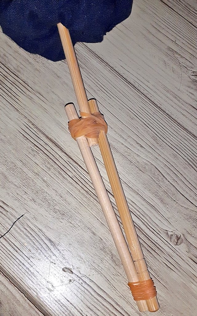 割り箸で作った“腕”の骨格