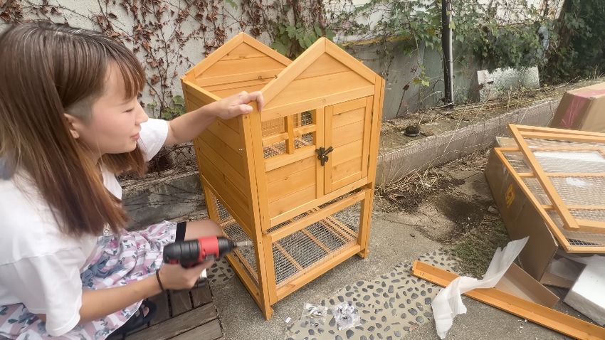 形になってきた小屋部分