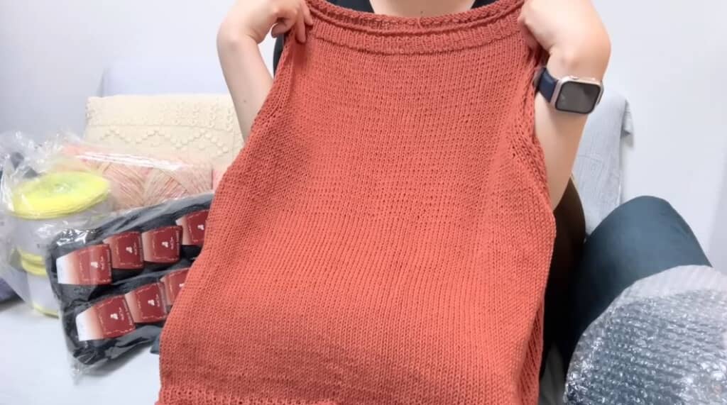 前回の景品で作ったノースリーブサマーニット