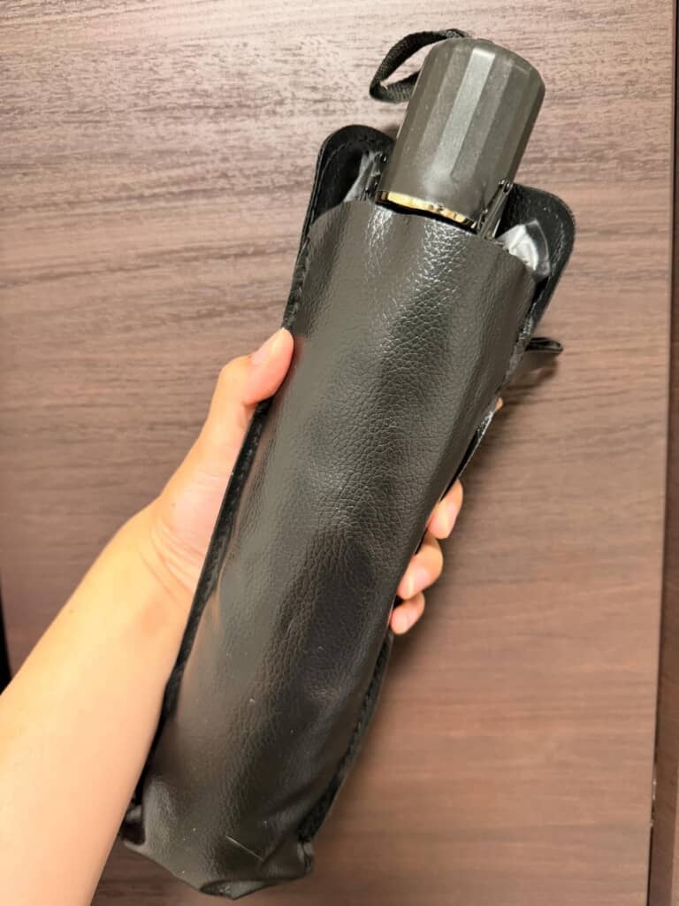 高級折りたたみ傘に見える