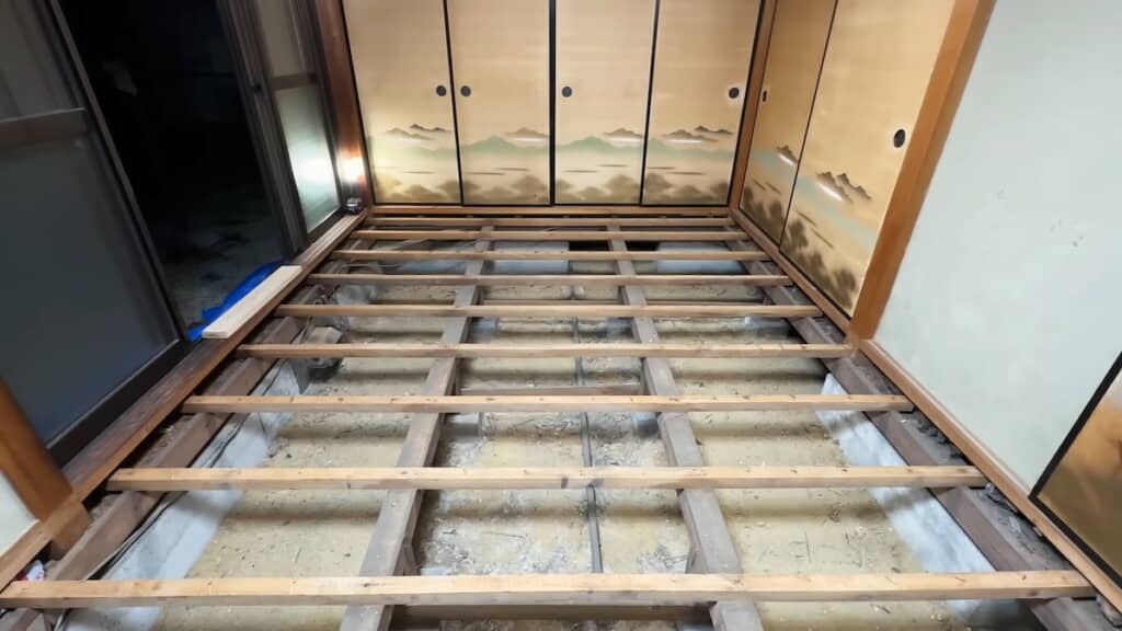 合板を撤去完了
