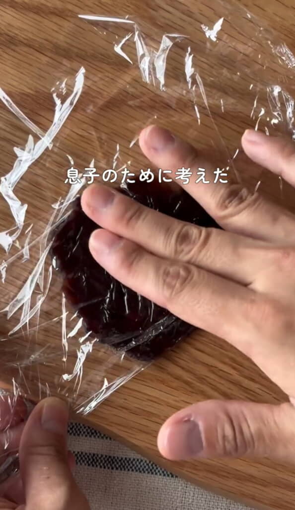 あんこを広げて