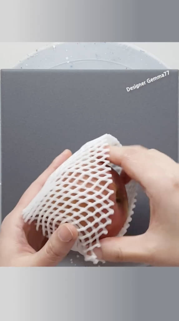 果物を保護するネット