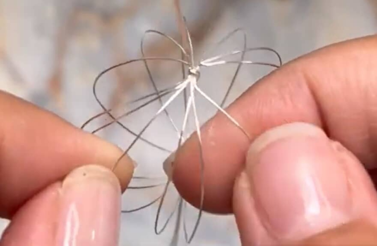 ハンドメイドの先生が「決してオススメしない」激ムズ技術で作ったのは……　「どうしたらこんなになるんだろ」驚きの“完全再現”に反響（1/3） | ライフスタイル ねとらぼ