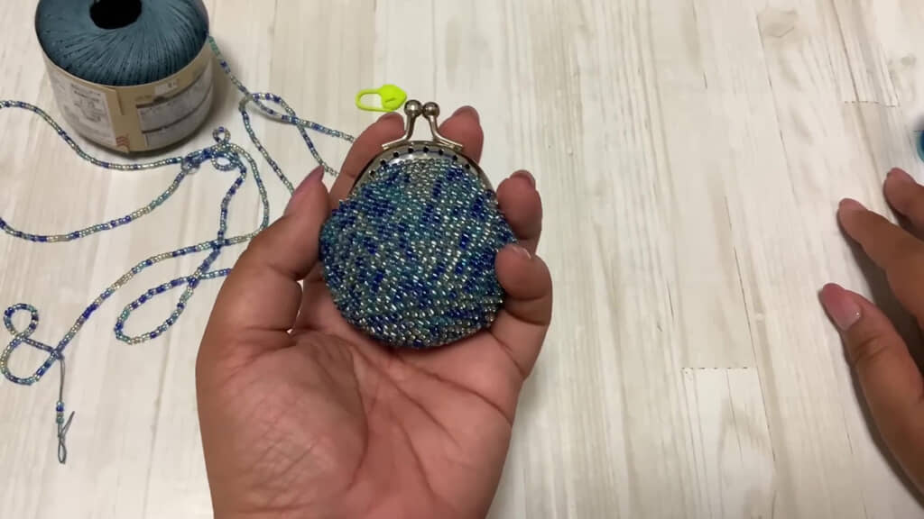 完成したビーズがま口